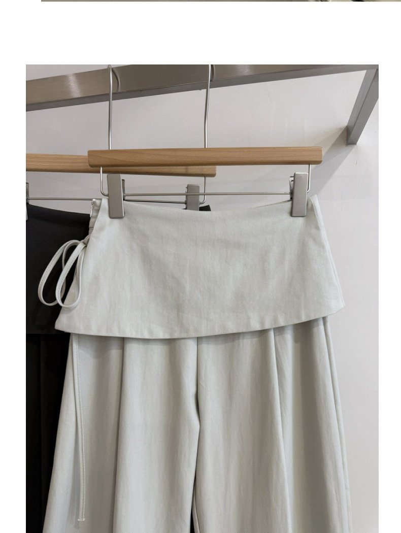 Trendy new spring/autumn casual two-piece skirt and pants set for women, featuring Korean-inspired design, high waist, slimming effect, and straight-leg fit. 18